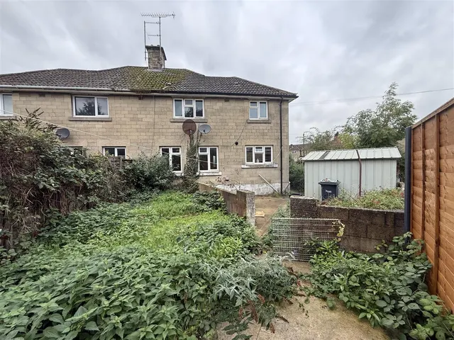 Ladyfield Road, Chippenham, SN14, photo 3