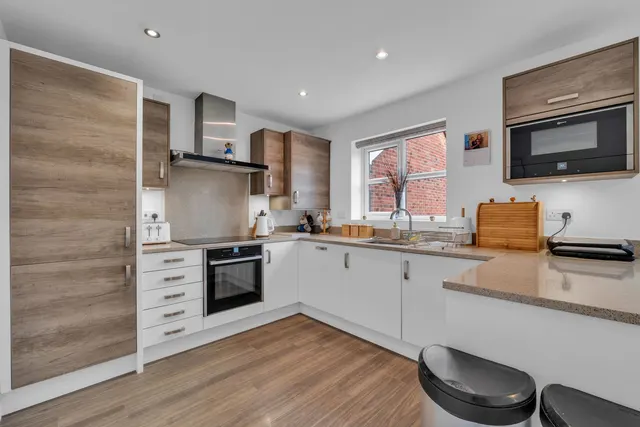 Wisteria Way, Loughborough, LE11, photo 3