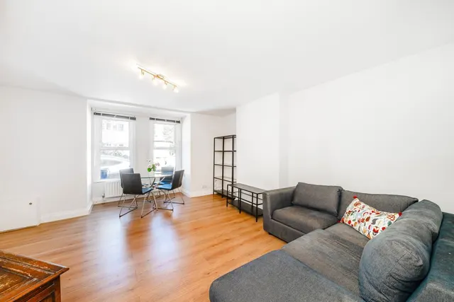 Darwin Road, W5, photo 3