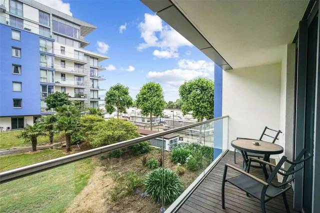 Photo 2 — Eastfields Avenue, London, SW18 1JX