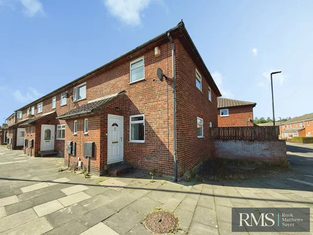 Newcastle Upon Tyne NE13 6DP, NE13, photo 1