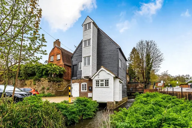Mill Lane, Godalming, GU7, photo 2