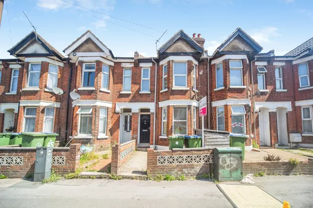 Romsey Road, SOUTHAMPTON, photo 1