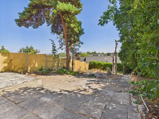 Brockley Close, Tilehurst, RG30, photo 2