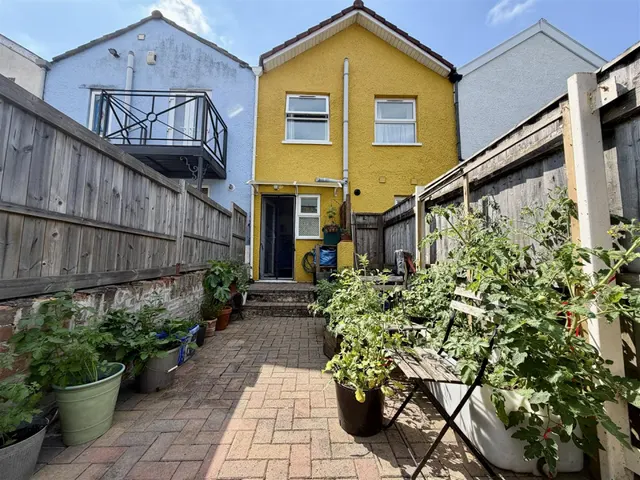 Sydenham Road, Knowle, BS4, photo 1