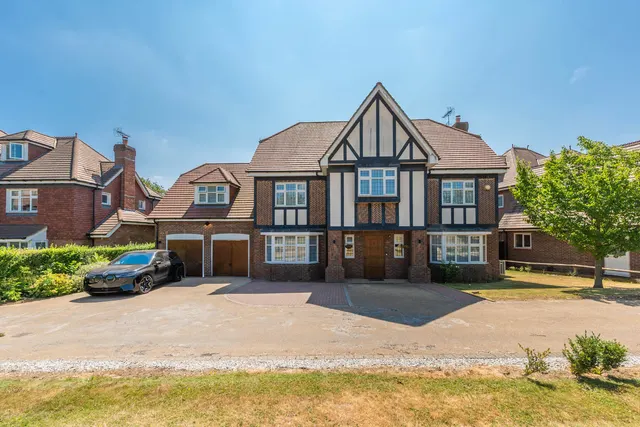 Stanmore, HA7, photo 1
