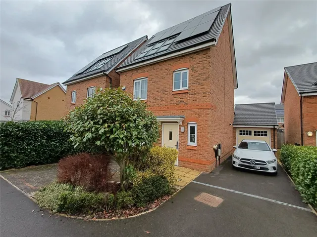 Bridgefield Road, Halewood, L26, photo 1