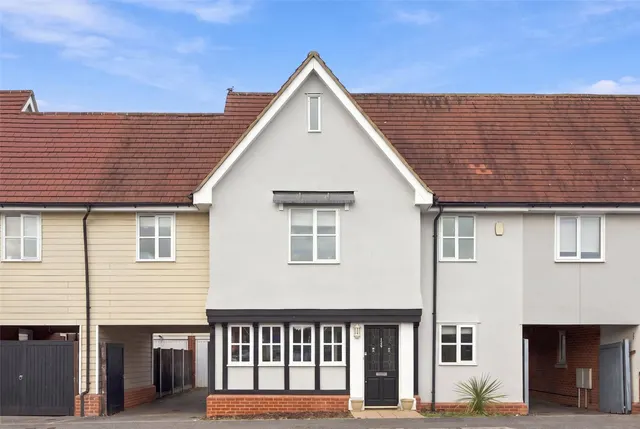 Main Road, Great Leighs, CM3, photo 1