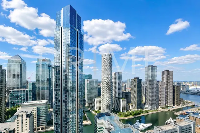 Pan Peninsula East, Canary Wharf, E14, photo 2