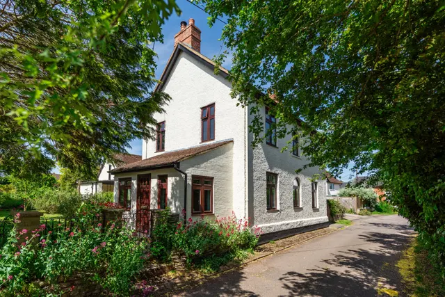 Nup End Lane, Wingrave, HP22, photo 1