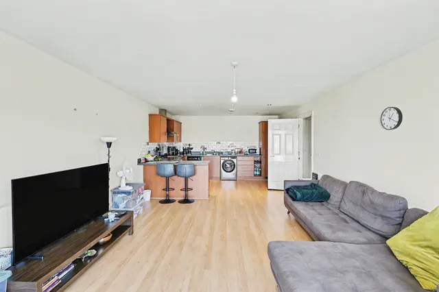 Wilks Walk, Grange Park, NN4, photo 3