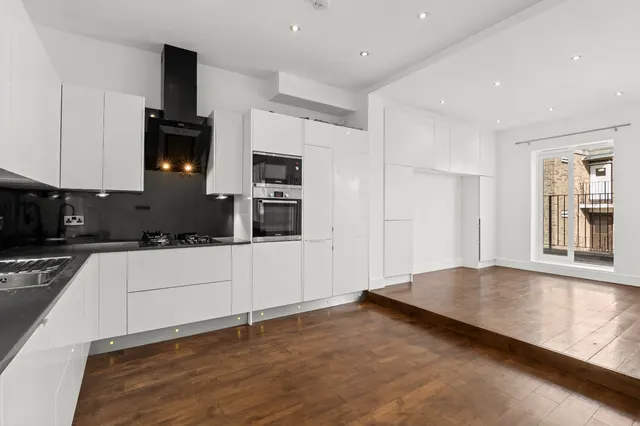 Nevern Square, Earls Court, SW5, photo 2