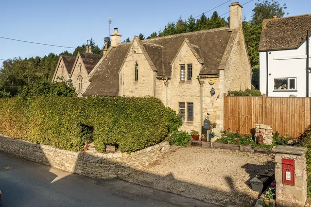 Shipton Oliffe, Cheltenham, GL54, photo 1