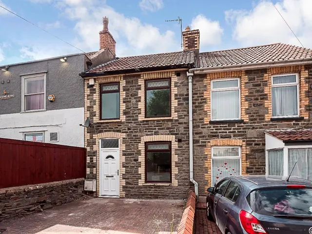 Moravian Road, Bristol, BS15 8NQ, photo 1
