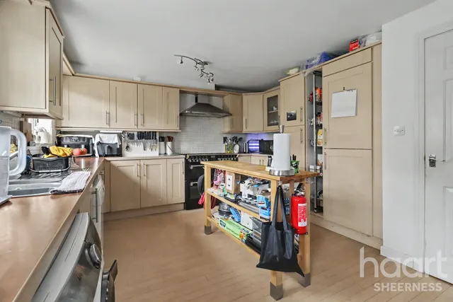 Buckthorne Road, Minster, ME12, photo 2