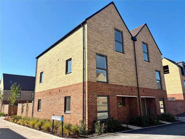 Netherhall Gardens, Worts Causeway, CB1, photo 1