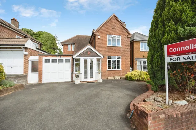 Elizabeth Grove, Oakham, Dudley, photo 1