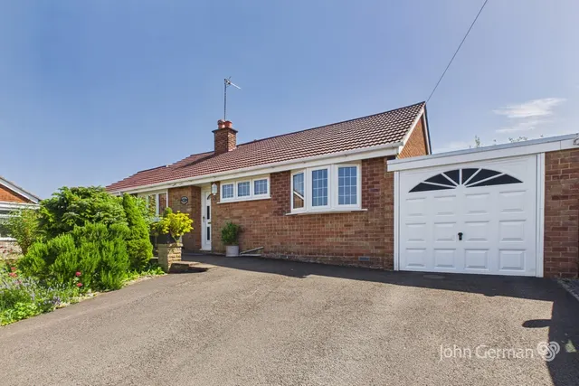 Beech Avenue, Hulland Ward, photo 1