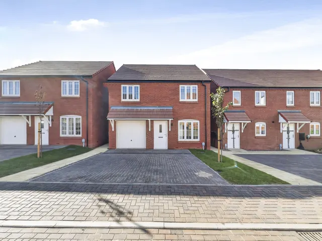 Loudham Avenue, Northampton, NN5, photo 1