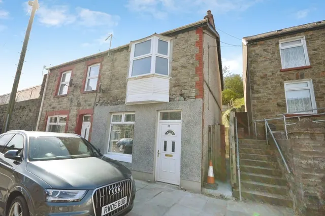 Tonna Road, Maesteg, CF34, photo 1
