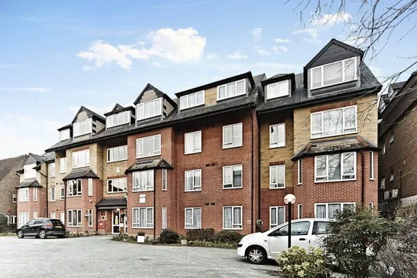 Brighton Road, South Croydon, CR2, photo 1