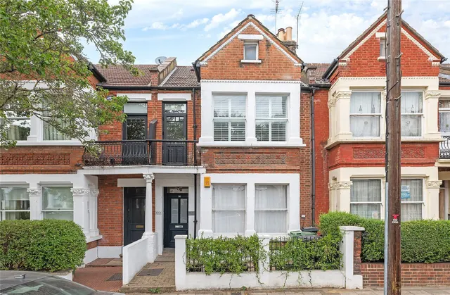 Photo 2 — Hawarden Grove, Herne Hill, London, SE24