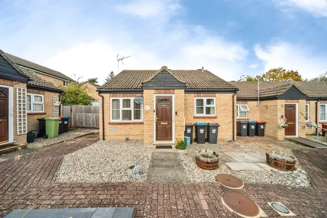Germander Place, Milton Keynes, MK14, photo 1