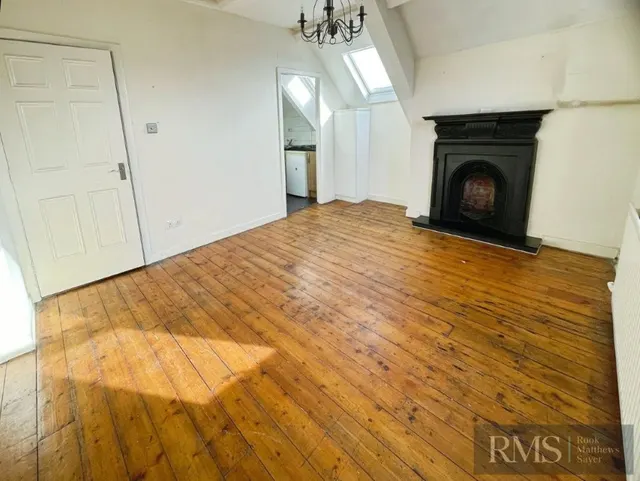 Newcastle Upon Tyne NE2 4RX, NE2, photo 2