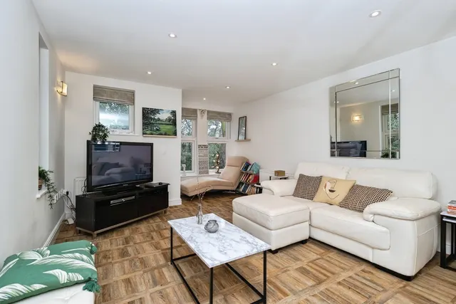 Photo 2 — Bronington Close, Manchester, Greater Manchester, M22