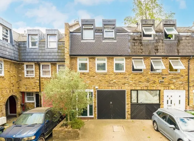 Yeoman Close, West Norwood, SE27, photo 1
