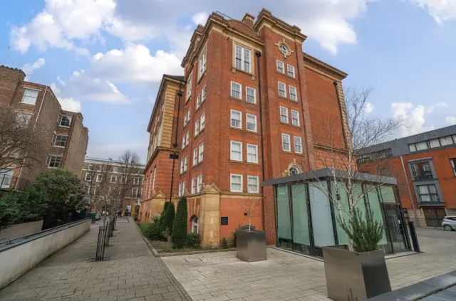 Drummond Way, Highbury and Islington, N1, photo 2