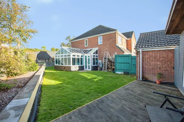 Sterling Close, Denby, DE5, photo 2