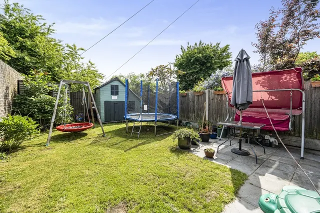 Photo 3 — Richmount Gardens, London, SE3