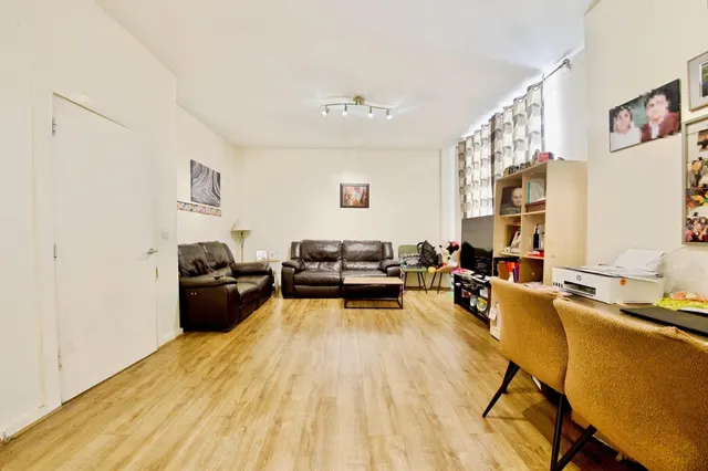 Ripple Road, Barking, photo 1