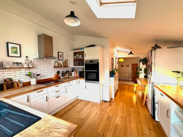 Stafford Street, Swindon, Wiltshire, SN1 3PH, photo 1