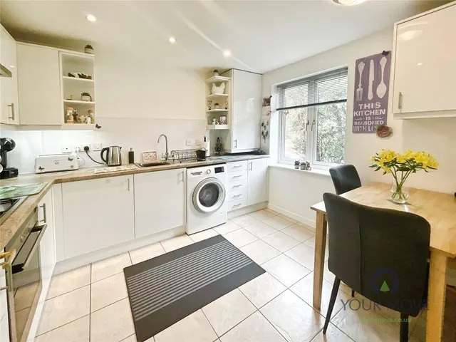 Stratford Gardens, Bromsgrove, B60, photo 2
