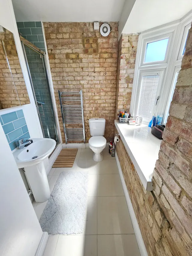 2 bedroom flat — Mulgrave Road, Ealing, W5