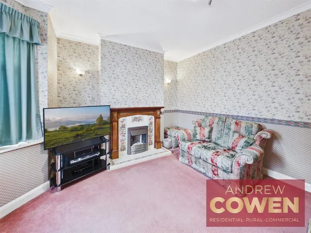 Osgodby Lane, Scarborough, YO11, photo 3