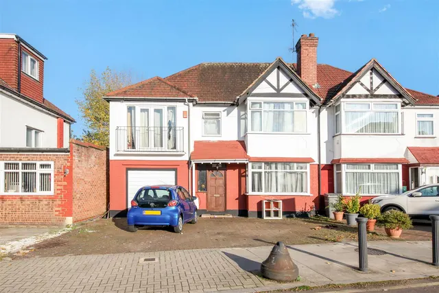 Nathans Road, Wembley, HA0, photo 1