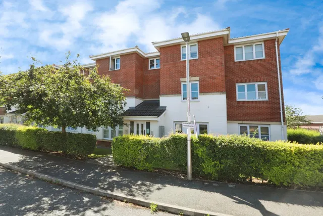 William Foden Close, Sandbach, photo 1