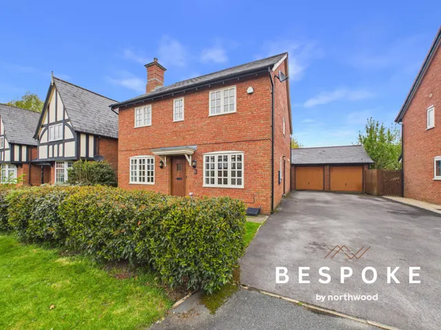 Chiltern Close, Weston, CW2, photo 1