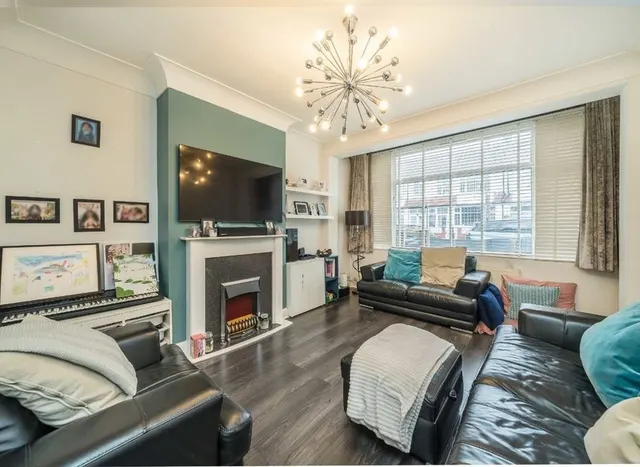 Photo 2 — Beckway Road, Streatham, SW16