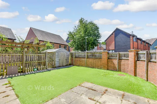 Beadsman Crescent, West Malling, ME19, photo 2