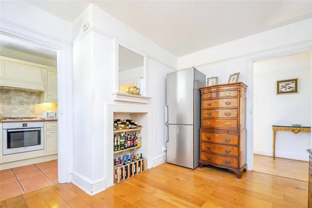 Hampers Lane, Storrington, RH20, photo 2