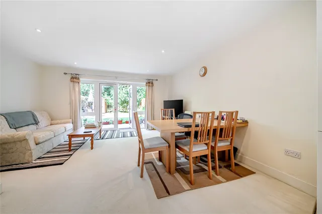 Photo 3 — Blossom Drive, Orpington, BR6