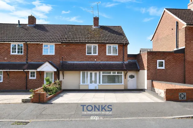 Rowan Road, Dudley, DY3, photo 1