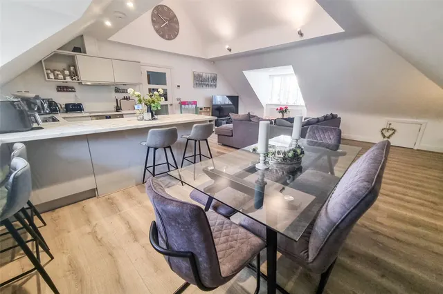 Photo 2 — Bartrams Close, Ash, Guildford, Surrey, GU12 6FX