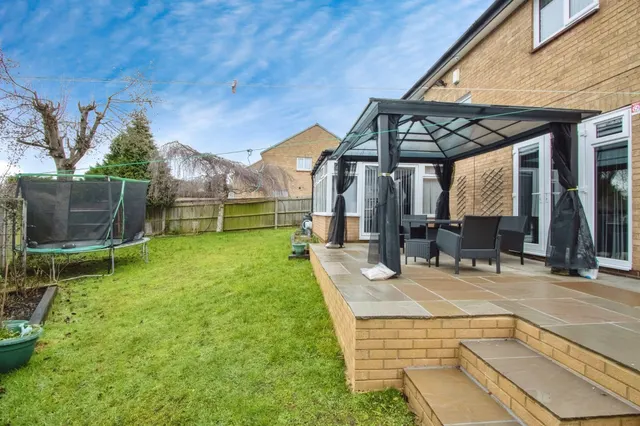 Walnut Close, Leeds, LS14, photo 2