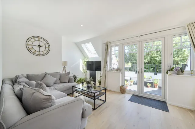 Photo 3 — 1 Woodcote Valley Road, Purley CR8 3AH
