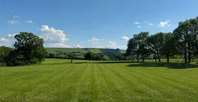 Weavers Lane, Inkpen, RG17, photo 1